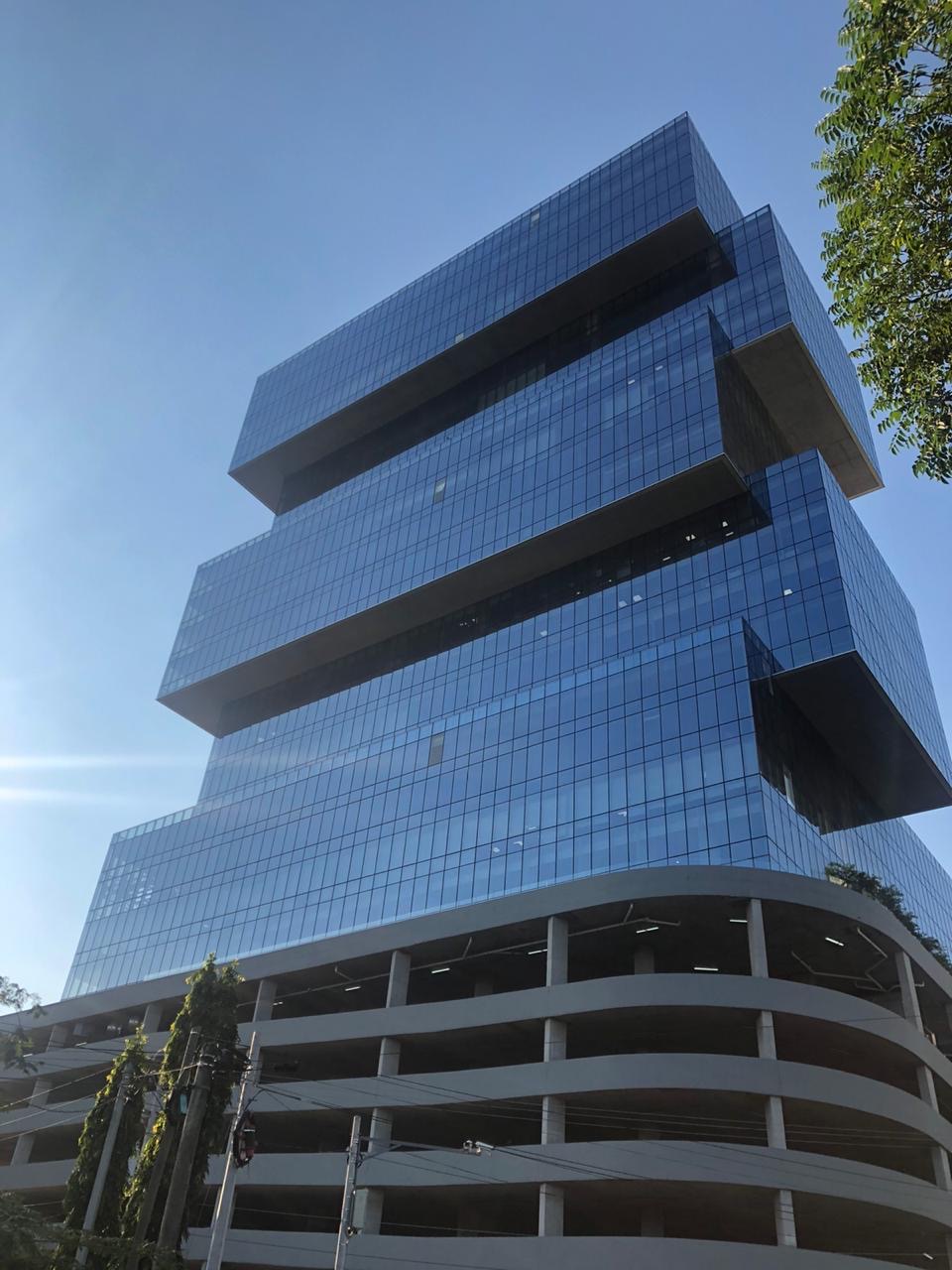 Nuevos Horizontes Business Center