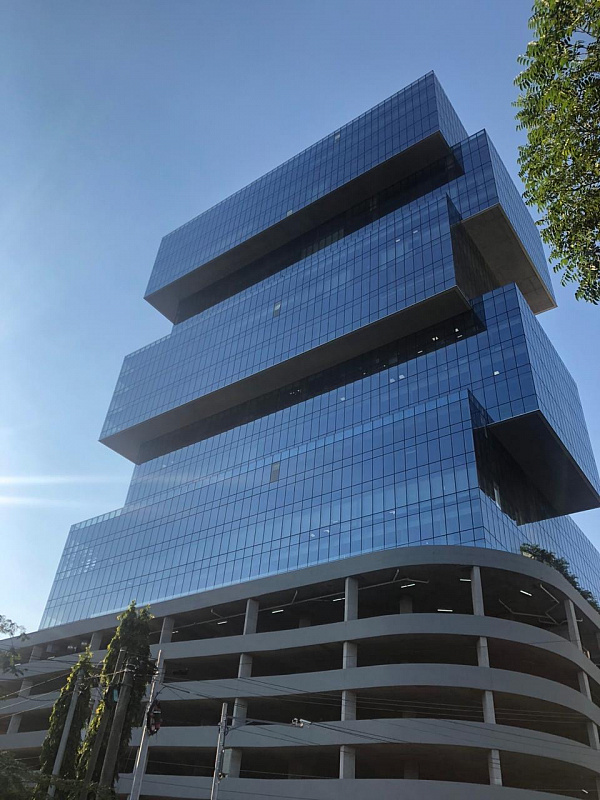 Nuevos Horizontes Business Center